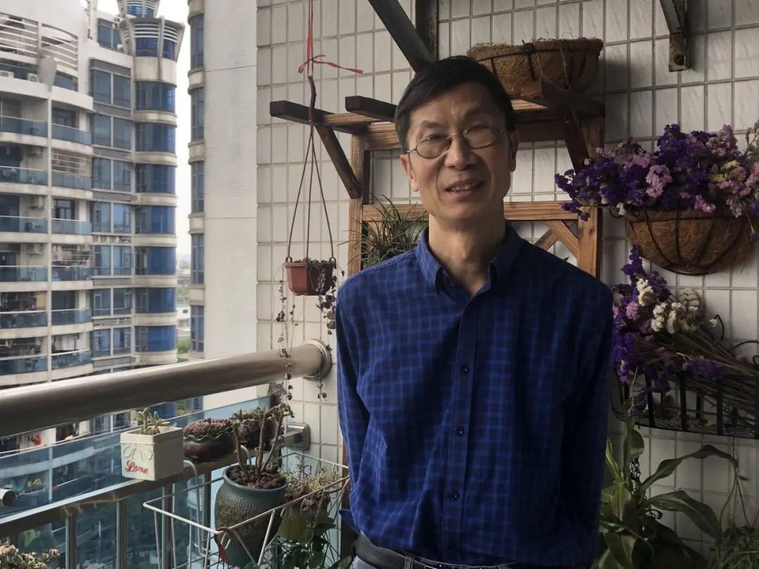 最早的教师先锋，引领启迪之光，塑造未来之师魂